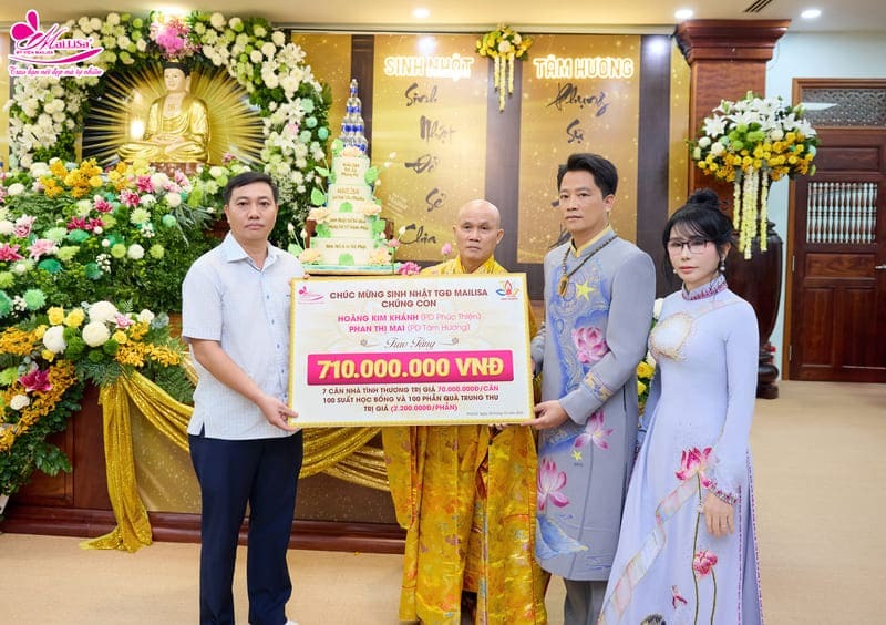 sinh-nhat-tong-giam-doc-mailisa